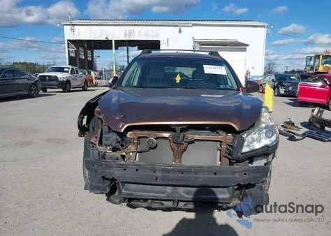 2013 Subaru Outback 2.5I Premium z USA, uszkodzony, nr VIN 4S4BRBCC4D3294082